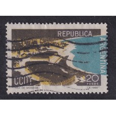 ARGENTINA 1968 GJ 1453 ESTAMPILLA CON VARIEDAD BAJANTE EN EL MAR LEYENDA ARGENTINA EN EL MARGEN RARISIMA NO CATALOGADA POR MAS DE 55 AÑOS